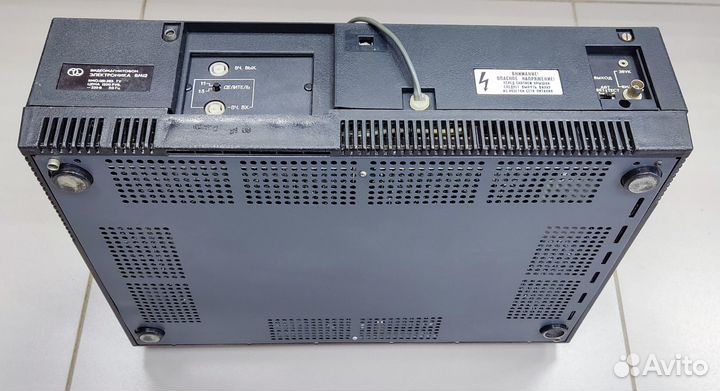 Видеомагнитофон Электроника вм-12