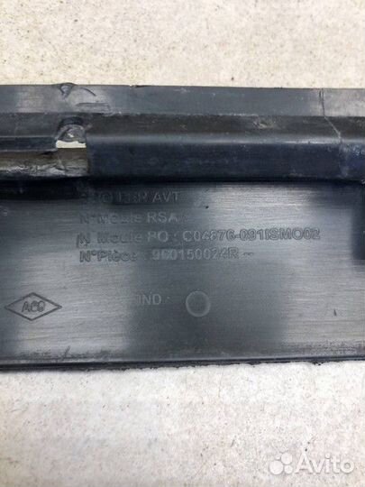 Накладка переднего бампера Renault Megane