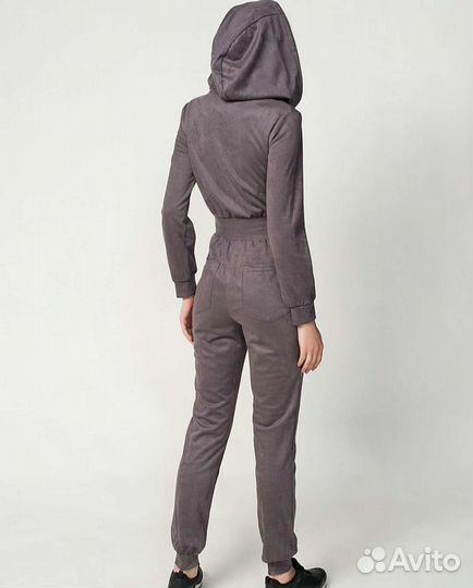 Комбинезон женский