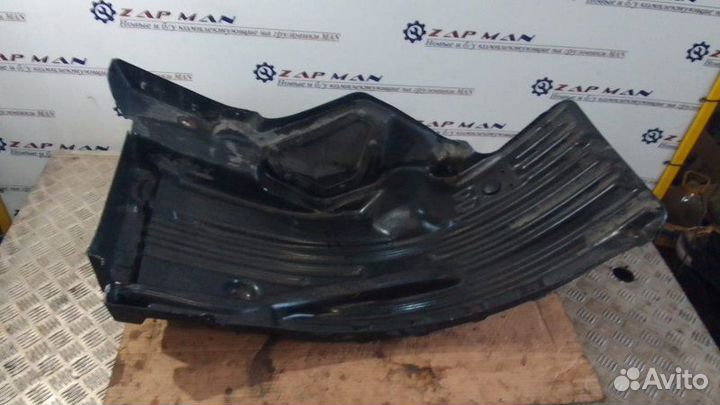 Подкрылок правый Man Tgl