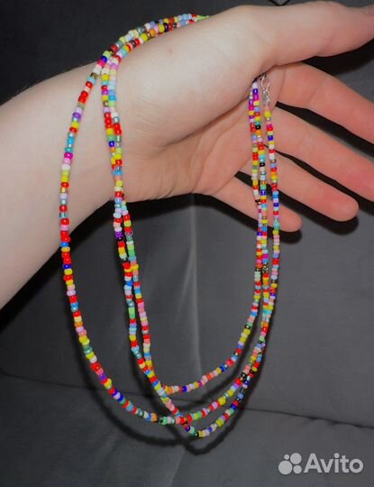 Бусы разноцветные из бисера