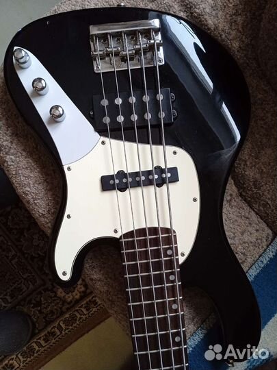 Бас 5струн Cort GB35A