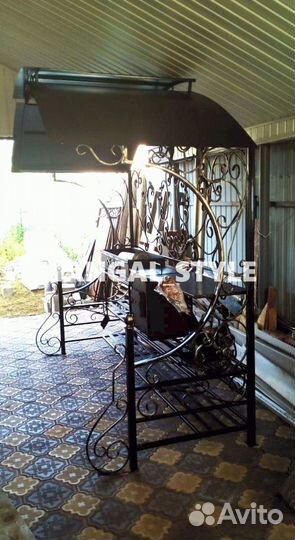 Мангал с крышей