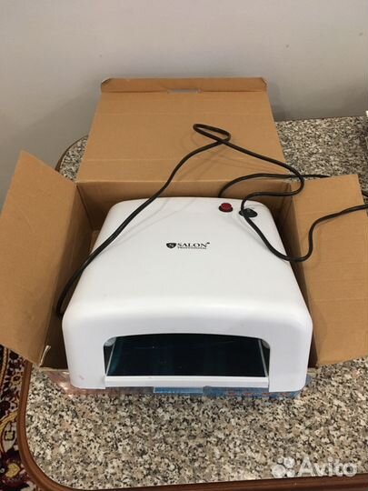 Лампа для ногтей