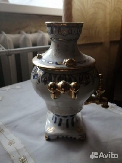 Фарфоровый самовар Гжель