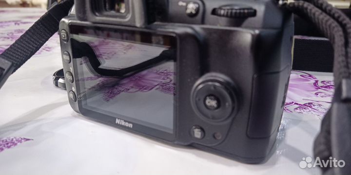 Зеркальный фотоаппарат nikon d3000