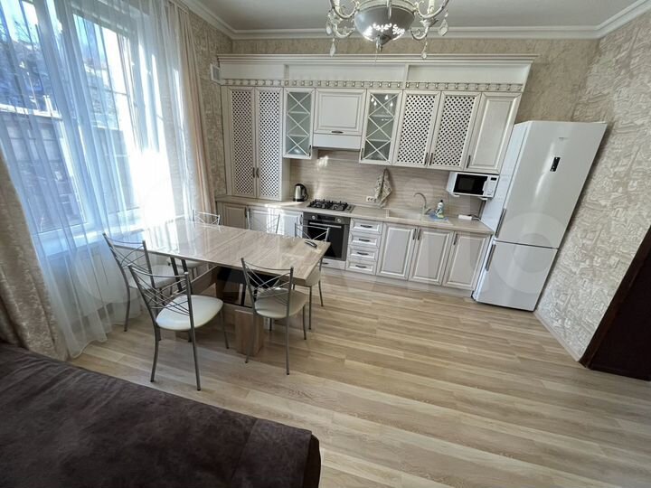 3-к. квартира, 70 м², 2/2 эт.