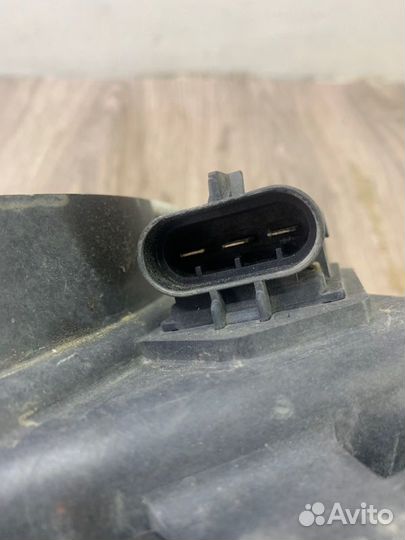 Вентилятор радиатора Opel Astra H Z17DTH