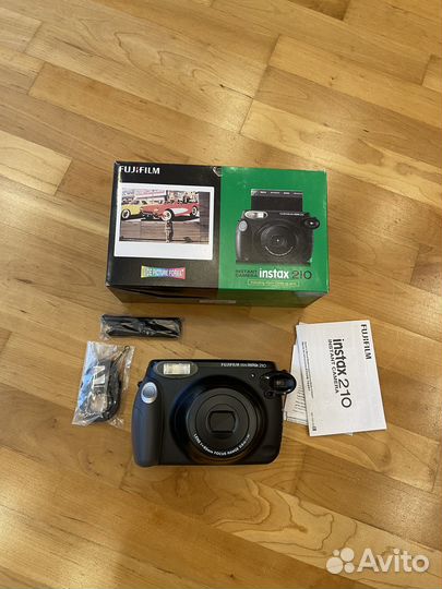 Фотоаппарат fujifilm Instax 210