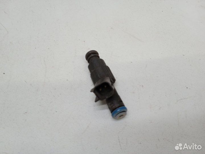 Форсунка топливная Ford Focus 2 2004-2011