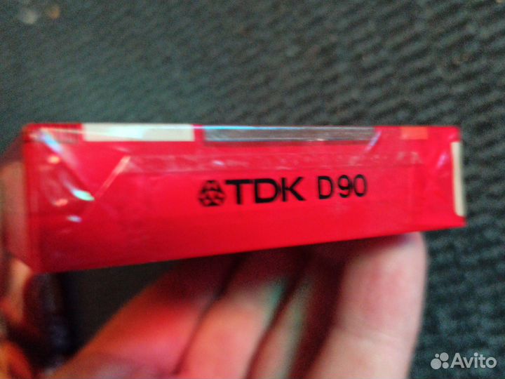 Аудиокассеты TDK D 90 запечатанные