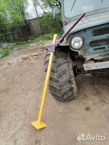 Домкрат реечный Hi jack