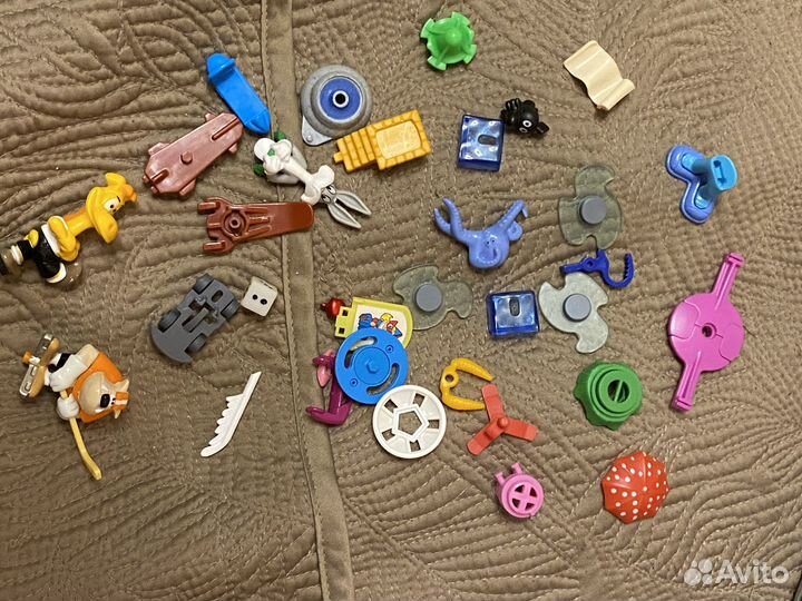Игрушки из киндеров пакетом