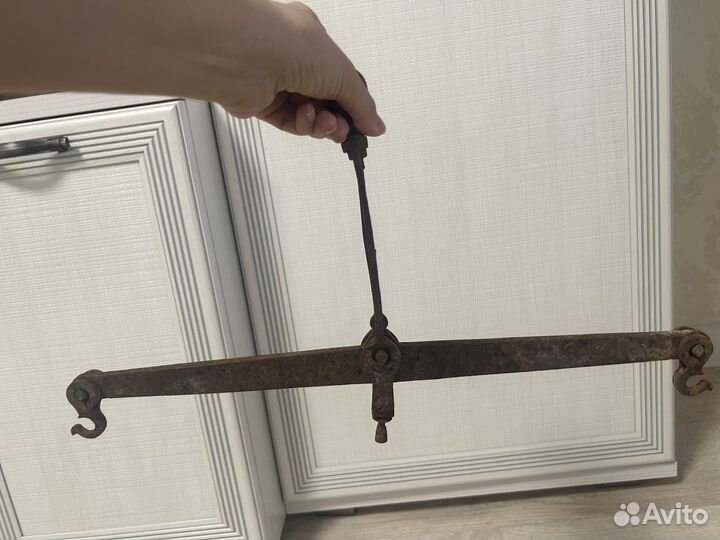 Весы старинные