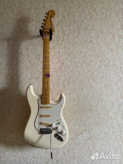 El maya Stratocaster Japan
