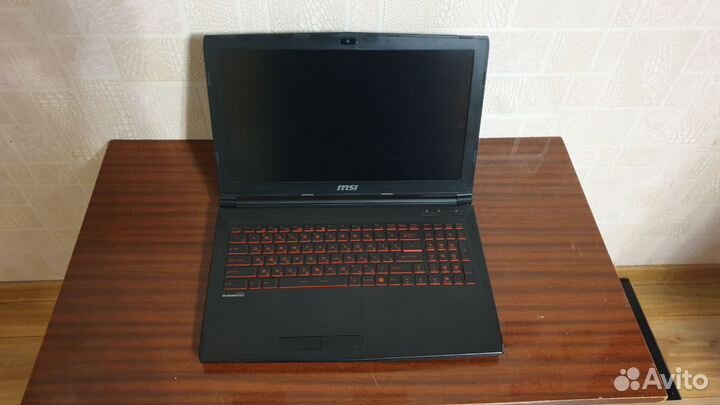 Ноутбук MSI GL62M 7RD (MS-16J9) 15.6