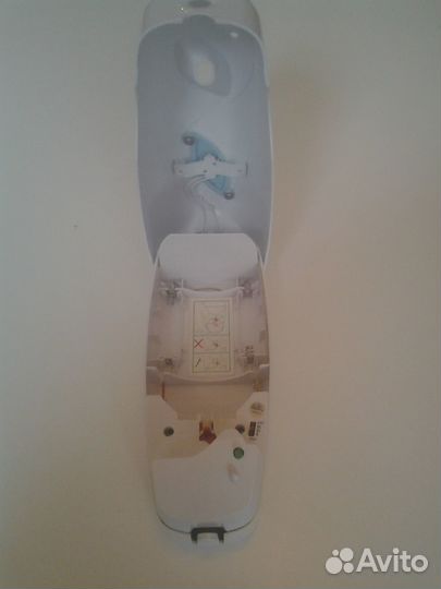 Автоматический распылитель освежителя воздуха