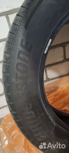 Bridgestone Alenza H/L 33 225/60 R18