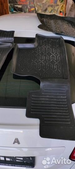 Комплект оригинальных ковриков LADA Granta