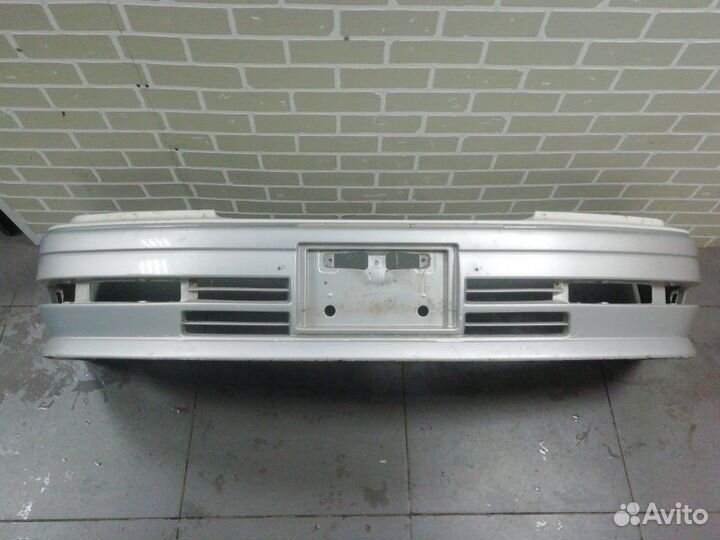 Бампер передний Toyota Crown GS151 1995-2017