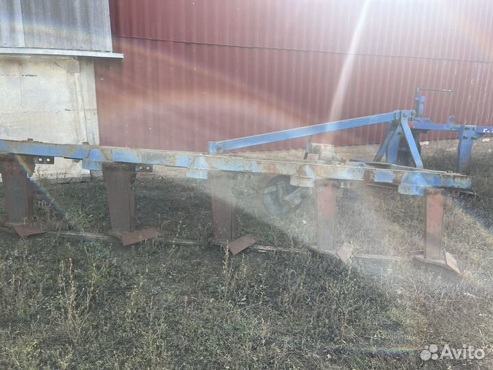 Плуг 5-35 рабочий орган Сибирская стойка