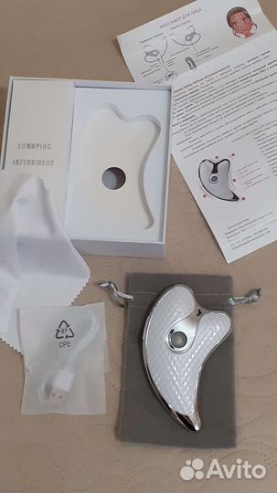 Массажер для лица новый