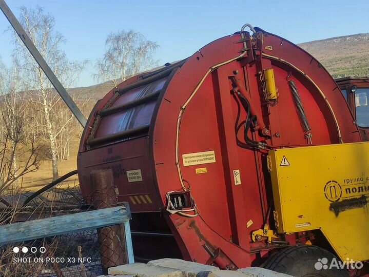 Пресс-подборщик БобруйскАгромаш ПР-Ф-180, 2011