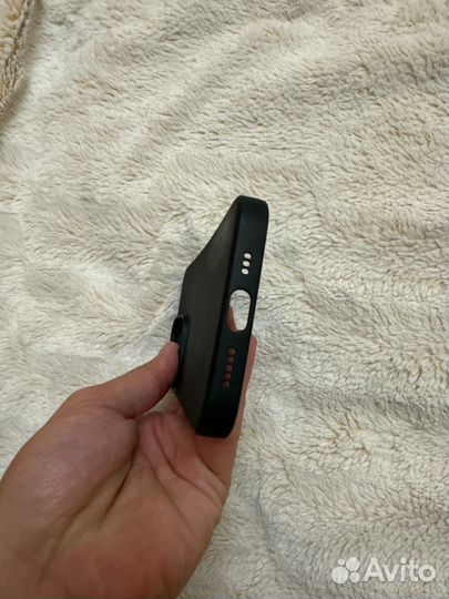 Чехол на iPhone 13 pro