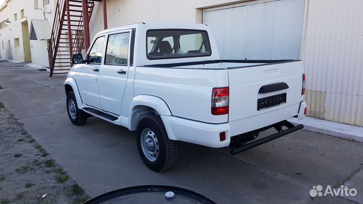 УАЗ Pickup 2.7 МТ, 2023