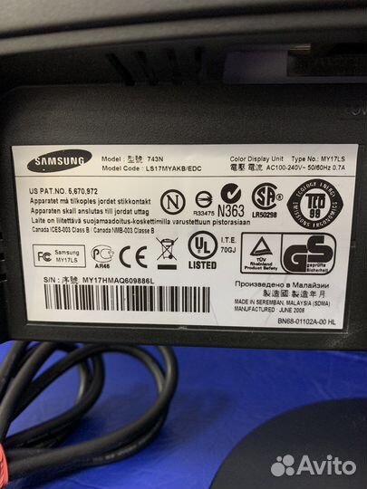 Монитор Samsung