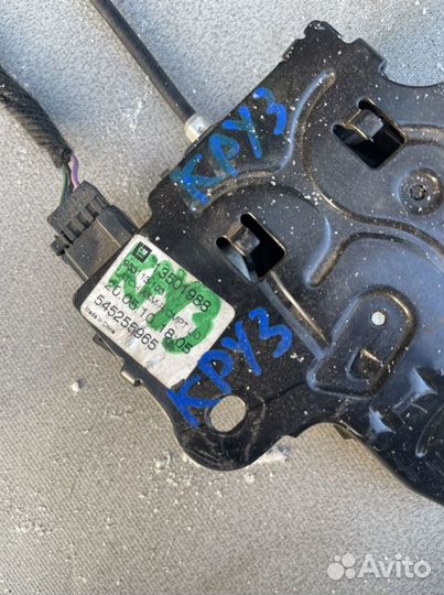 Замок крышки багажника Chevrolet Cruze