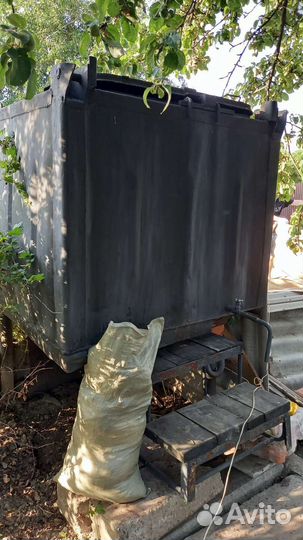 Емкость для воды металлическая