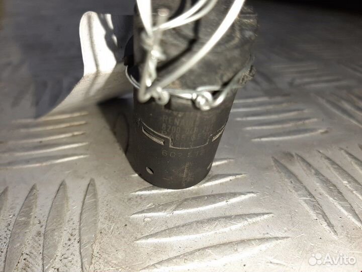 Датчик парктроника Renault Scenic 2 рест. 2007