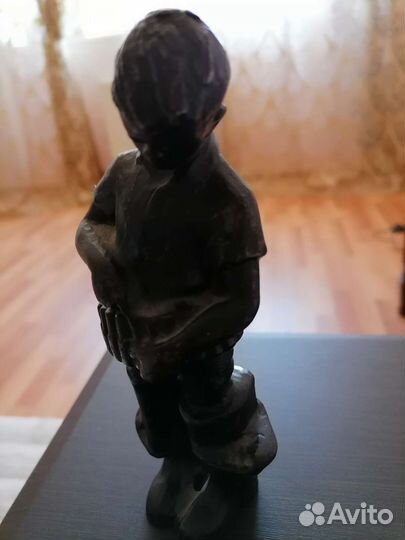 Бронзовая статуэтка СССР