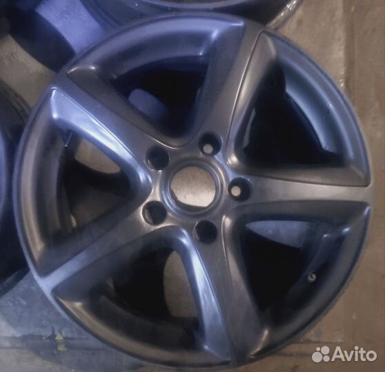 Литые диски r 16 5x114.3 Toyota