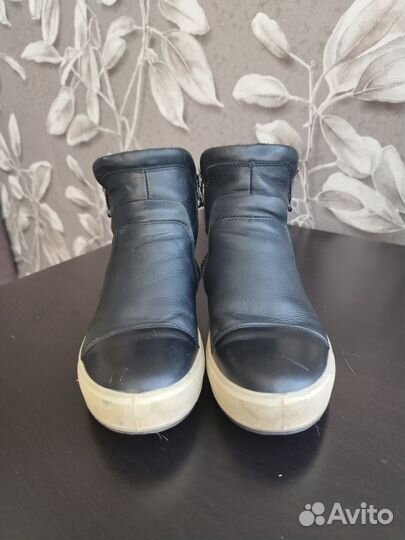 Ботинки ralf ringer 33 размер