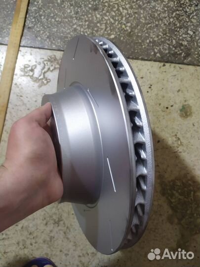 Тормозной диск правый porsche panamera