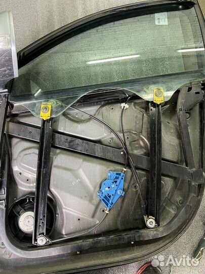 Стеклоподъемник touareg