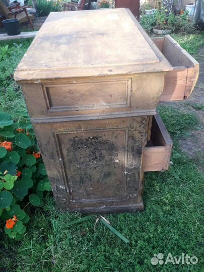 Комод старинный