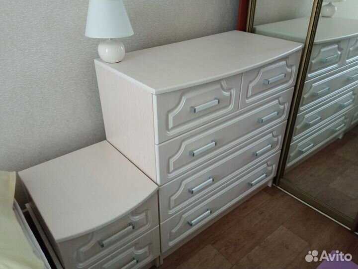 Спальный гарнитур 