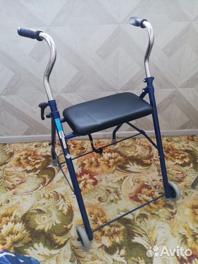 Ходунки для взрослых на колесах