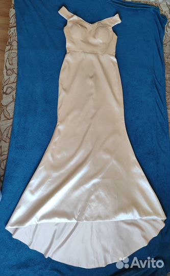 Платье вечернее