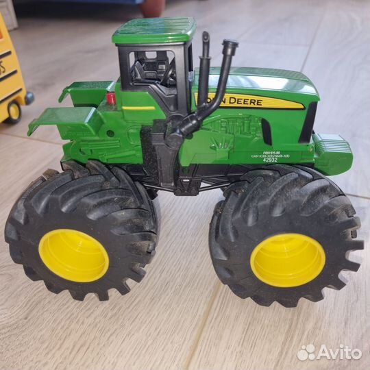 Детские игрушки трактор