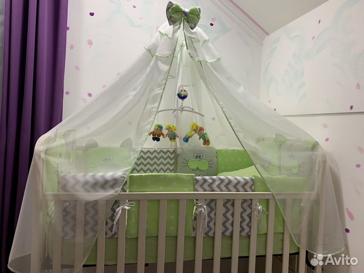 Бортики и балдахин в кроватку