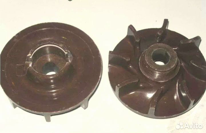 Крыльчатка водяного насоса текстол.Газ-53,3307,Паз