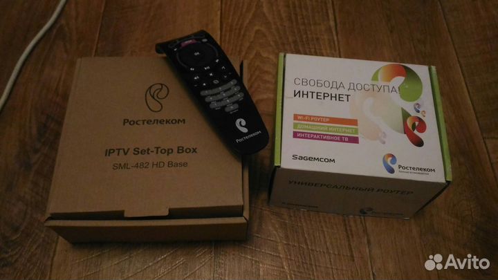 Wi-Fi роутер + приставка Smart TV