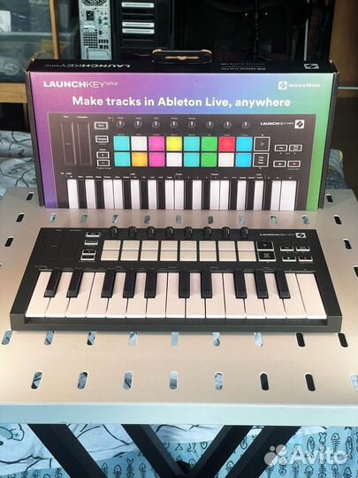 Novation Launchkey mini mk3