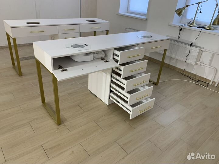 Мебель для салона красоты