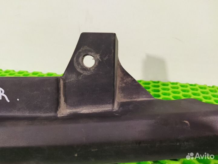 Накладка крыла правая Acura Rdx TB1 K23A1 2008