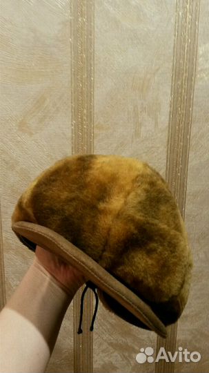 Стильный берет натуральный